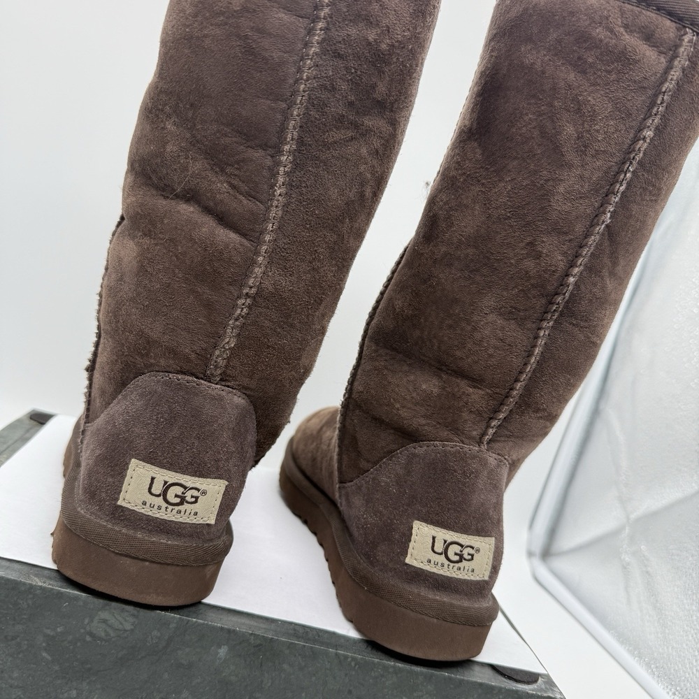 UGG Boots Womens 5 Brown Chocolate Classic Tall 5815 Sheepskin Suede Winter